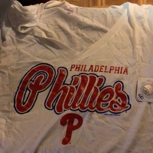 New with tags Phillies v neck
